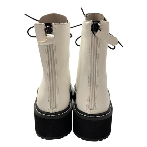 Kendall + Kylie Women's NWT White Faux Leather Hunt2 Combat Lug Sole Boot Size 6 - Picture 6 of 9